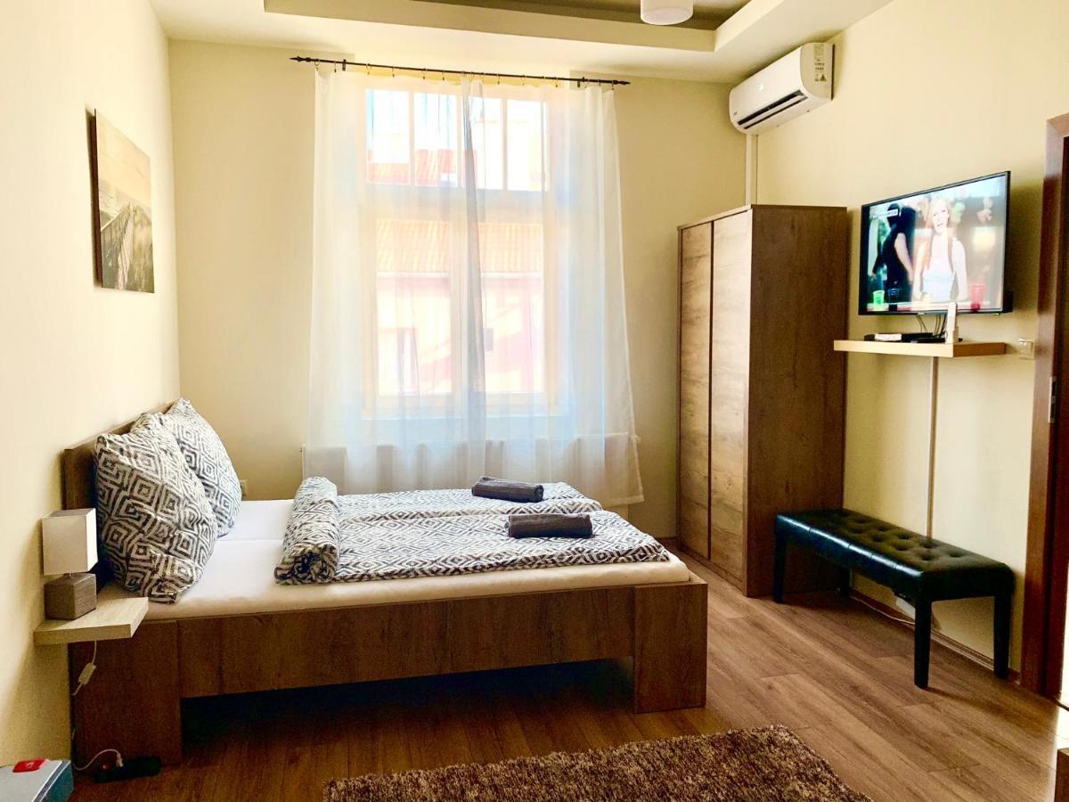 A Vendégház Miskolc Esterno foto