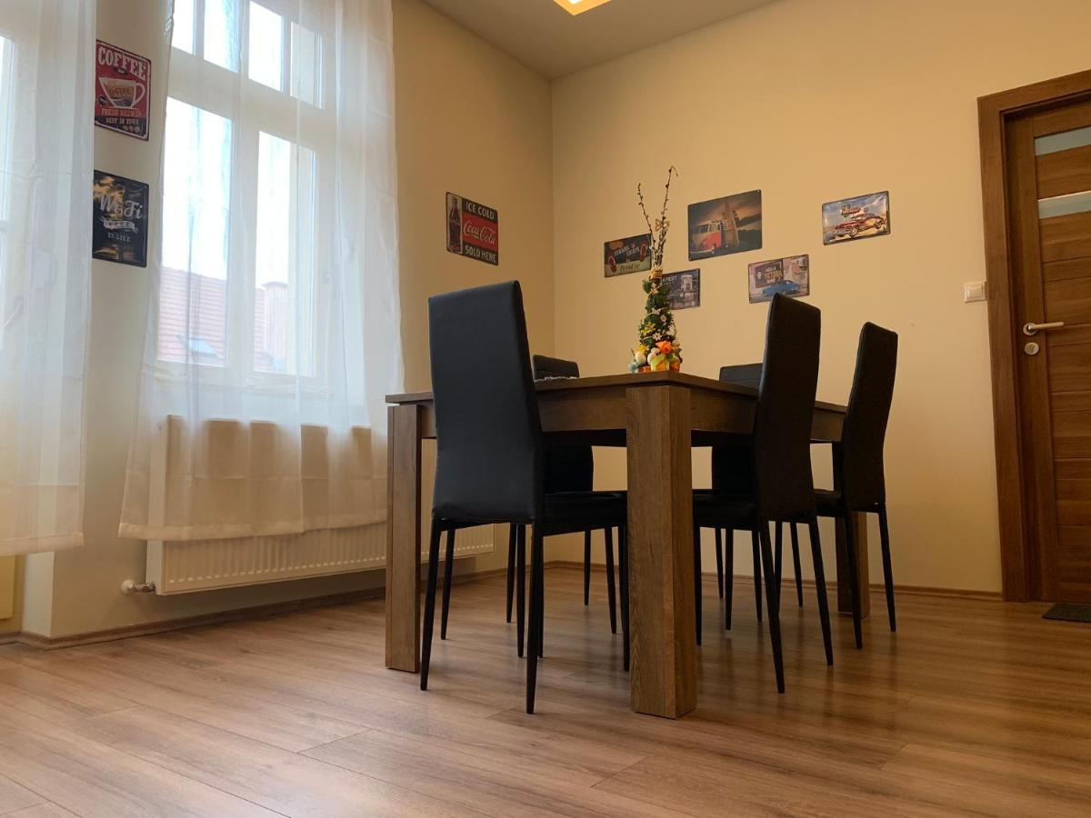A Vendégház Miskolc Esterno foto